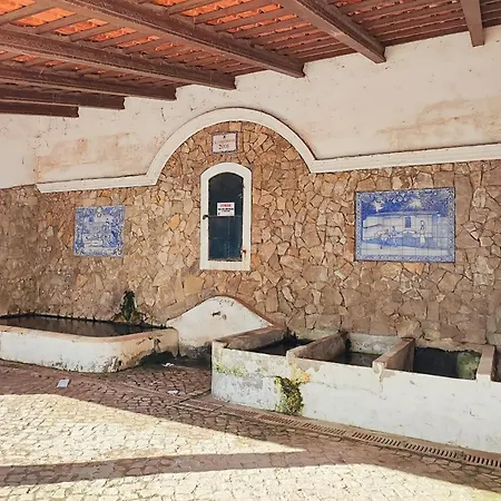 Historic Vineyard Retreat - 1785 Country In Peral Casa vacanze *